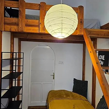 Hostel Downtown Gem *