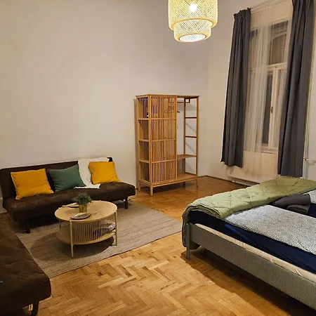 Downtown Gem Hostel Budapeszt